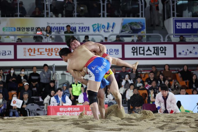 태안 설 연휴 2만 6천여 명 발길…씨름대회 흥행 속 지역 곳곳 ‘북적’