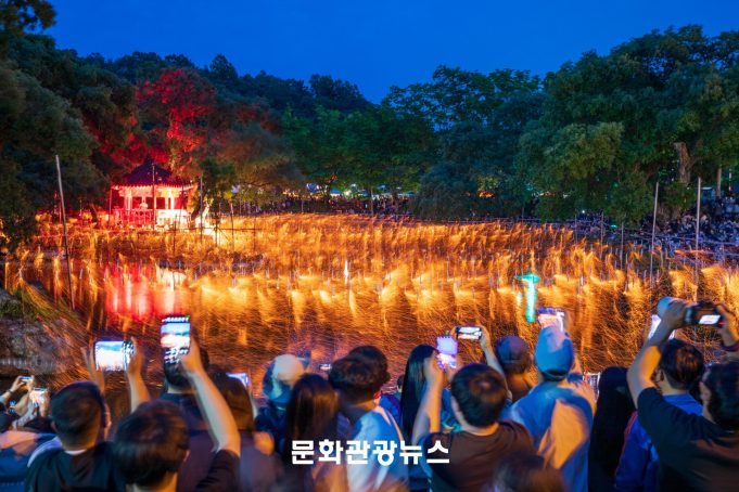 제33회 함안낙화놀이 5월 24일 개최…무진정 밤하늘 ‘불꽃비’ 장관