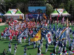 안동 도심 들썩인 축제 개막 전야…전통놀이부터 글로벌 미식까지 ‘눈길’