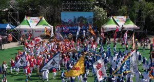 안동 도심 들썩인 축제 개막 전야…전통놀이부터 글로벌 미식까지 ‘눈길’