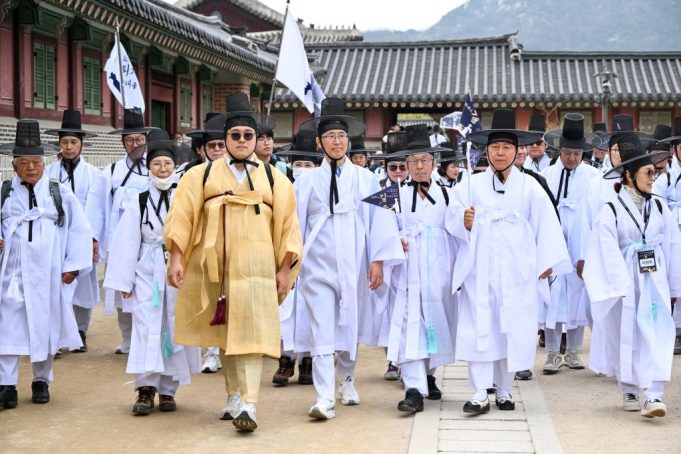 경복궁서 ‘퇴계선생 마지막 귀향길’ 대장정 시작…270km 14일 여정 돌입