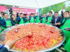 3일간 9만5000명 몰린 함안…수박·가요·댄스 어우러진 축제 열기