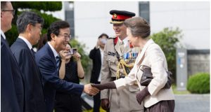 영국 앤 공주, 부산 유엔기념공원 참배…한·영 우호·참전용사 희생 기려