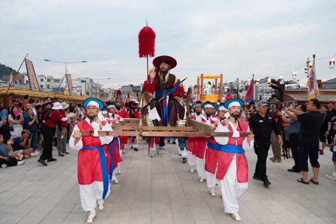 조선의 운명 바꾼 한산해전의 감동… ‘제65회 통영한산대첩축제’ 12일 개막