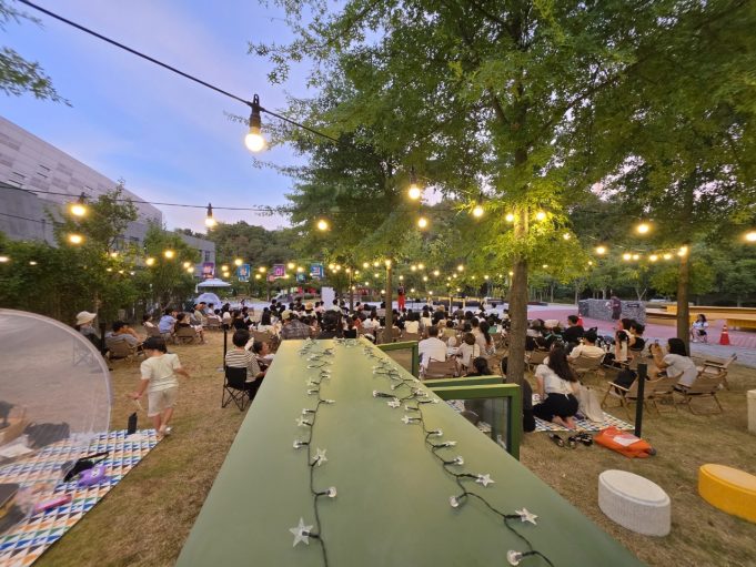 울산도서관, 여름밤 독서문화 행사 성황…가을까지 문화 프로그램 이어간다