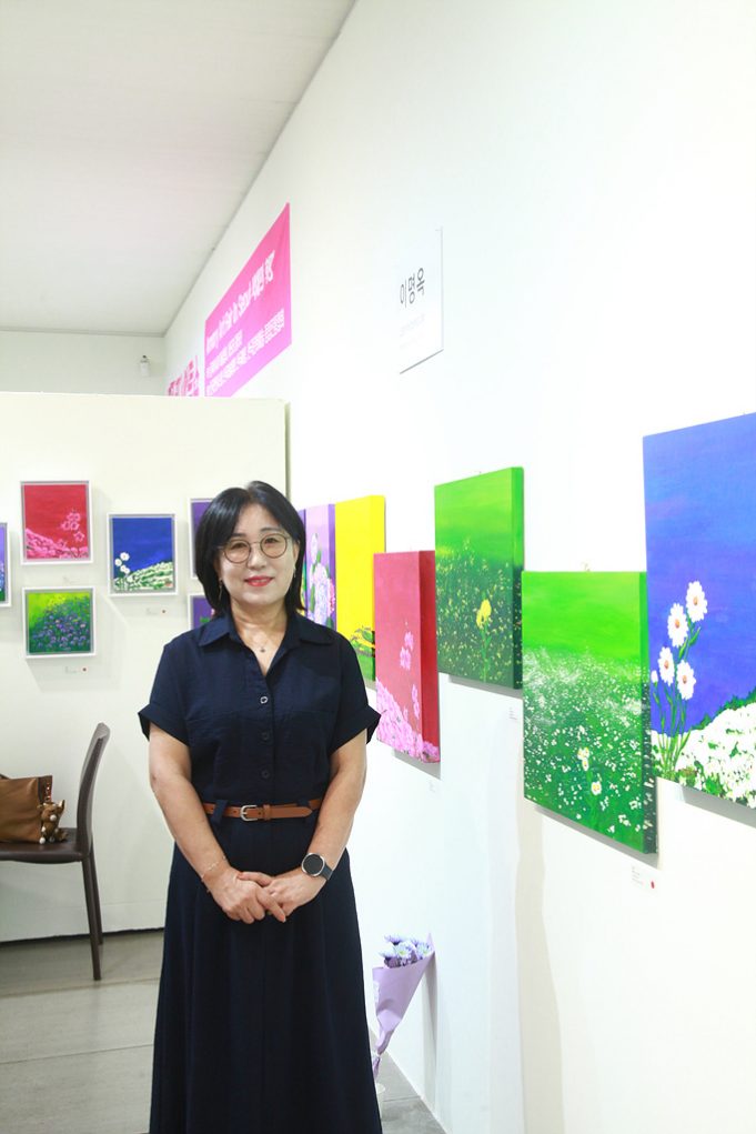 꽃으로 전하는 사랑과 행복… 이명옥 작가 개인전 성료
